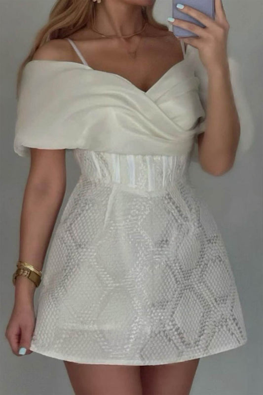 A-line Off Shoulder Short Homecoming Dresses Party Gown