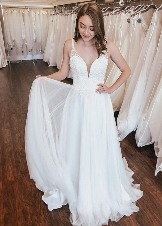 A-line Open Back Spaghetti Straps Sleeveless Lace Tulle Wedding Dresses
