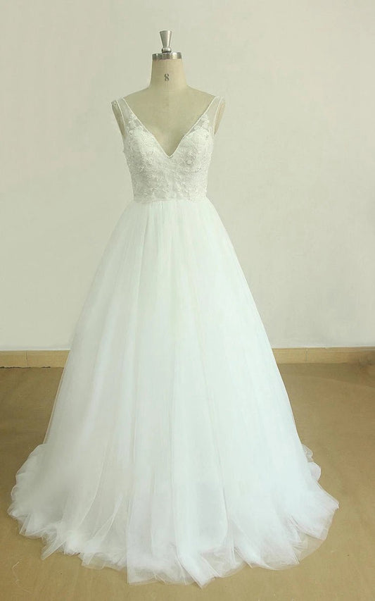 A-line V-Neck Chapel Train Sleeveless Deep V Back Tulle Appliques Weddig Dresses