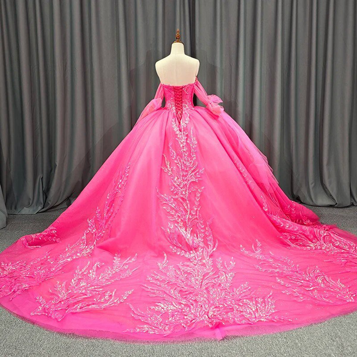Lace Sequins Ball Gown Quinceañera Dresses