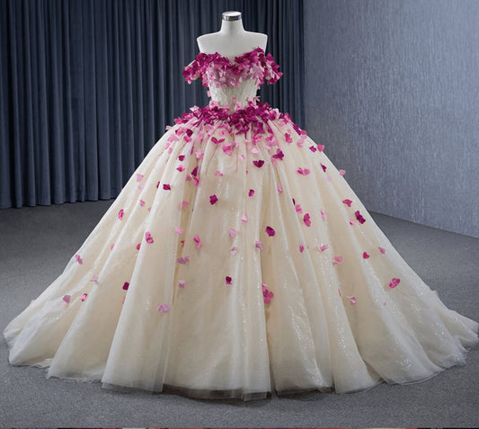 Romantic Heart Off-the-Shoulder Tulle Quinceañera Dresses