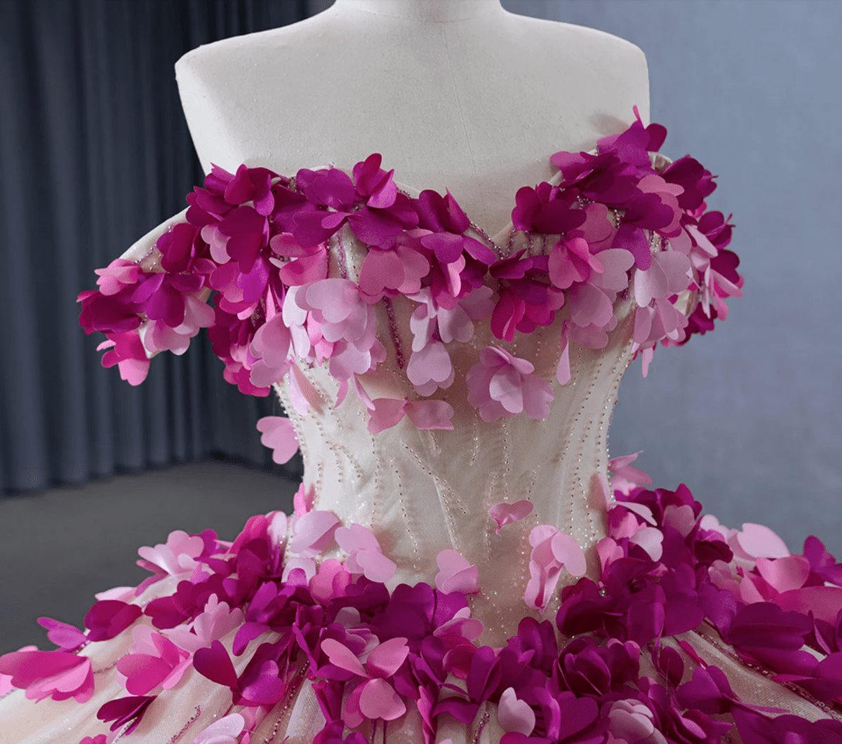 Romantic Heart Off-the-Shoulder Tulle Quinceañera Dresses