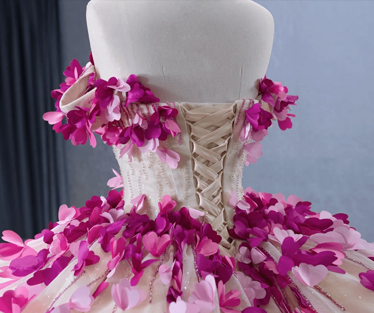 Romantic Heart Off-the-Shoulder Tulle Quinceañera Dresses
