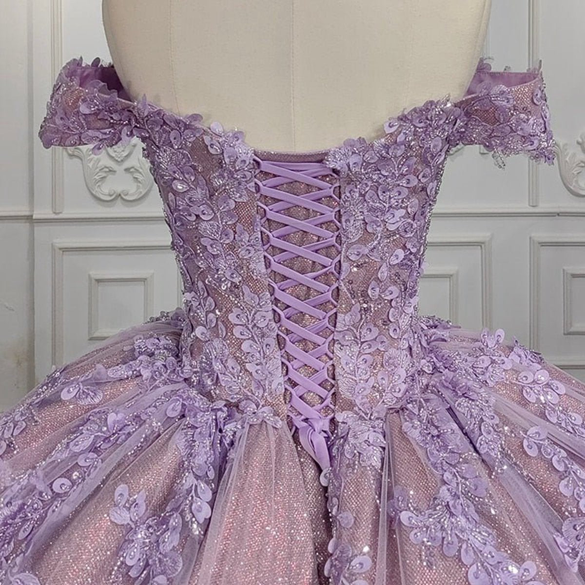 Off-the-Shoulder Quinceanera Dresses with Flower