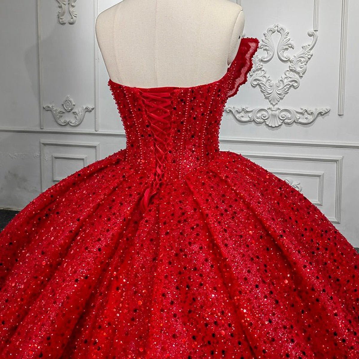 Quinceanera Ball Gown Sleeveless Sequined Dresses