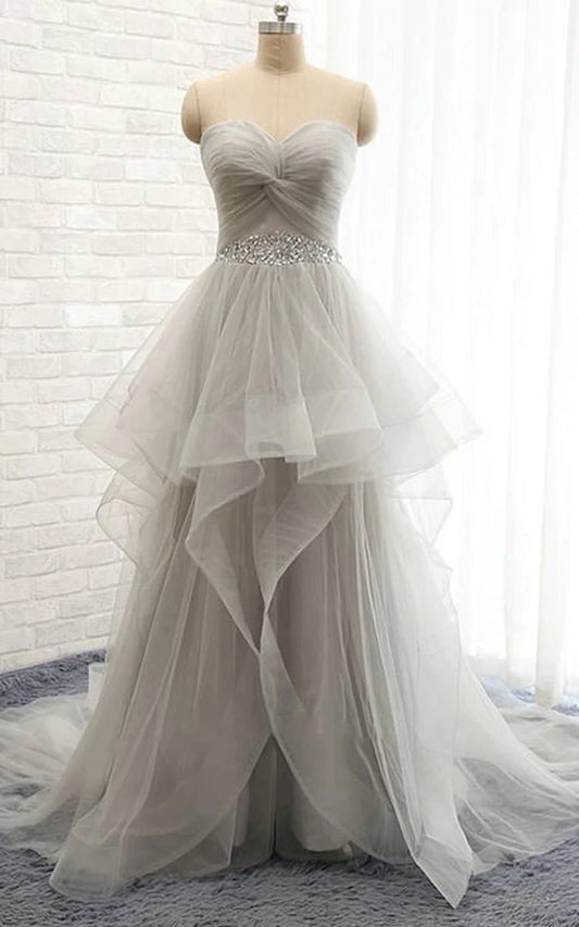 Elegant A-line Sweetheart Lace-Up Sleeveless Wedding Dresses with Beading