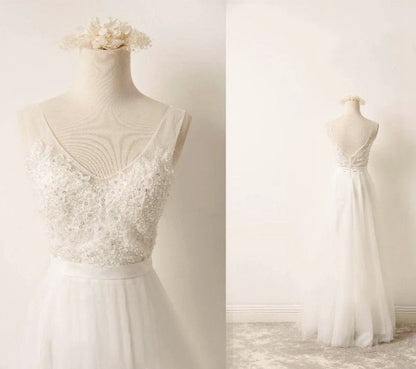 A-line Tulle Lace V Neck Wedding Dresses with Sweep Train