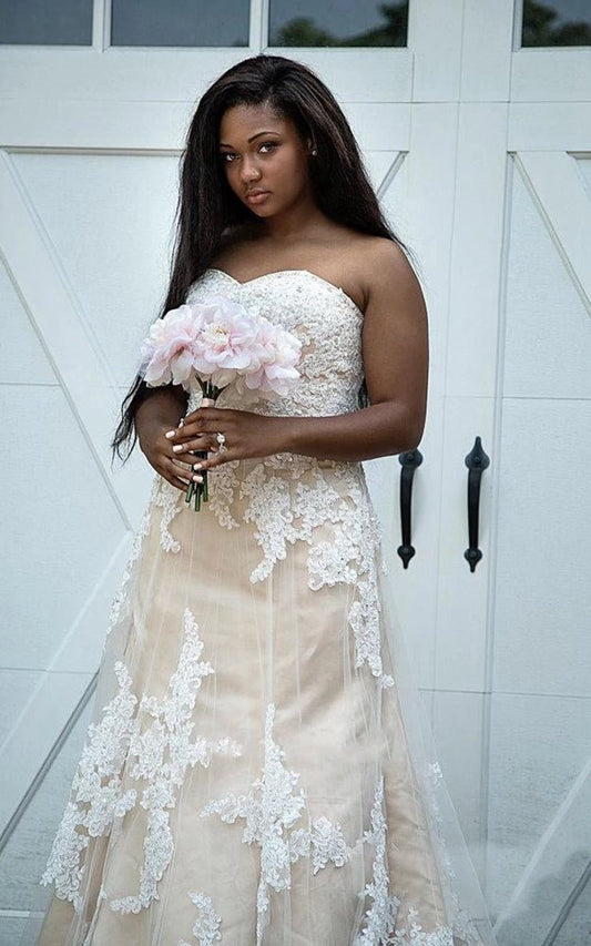 Lace Satin Strapless Sleeveless Wedding Dresses with Sweep Train