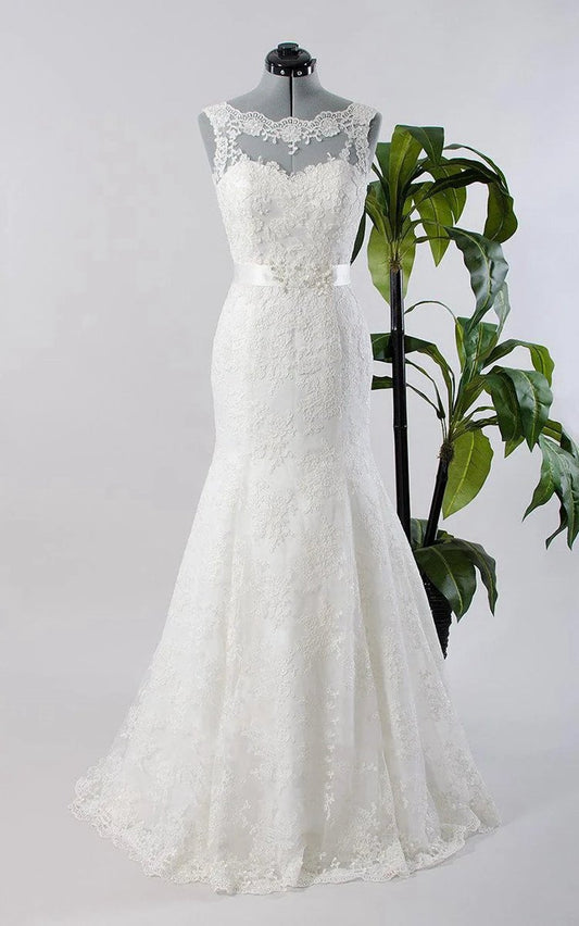 Mermaid Sleeveless Lace Appliques Backless Wedding Dresses with Sash