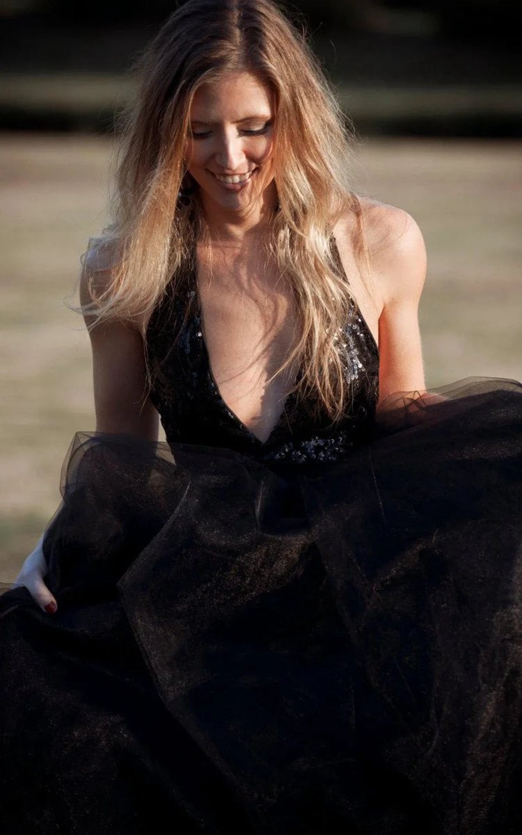 Halter Backless Tulle Sleeveless Wedding Dresses with Sequins