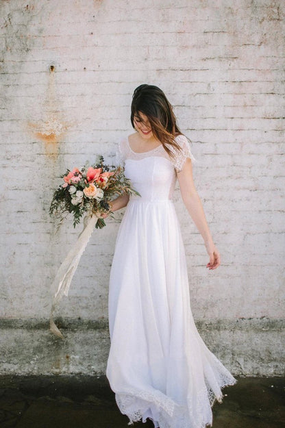 Scoop Neck Short Sleeve A-line Chiffon Wedding Dresses with Lace Hem