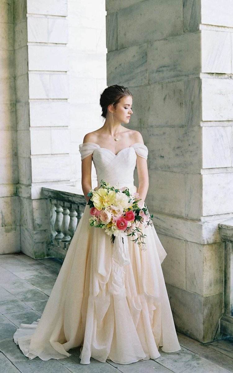 Off-The-Shoulder Drped Floor-Length Criss Cross Dresses