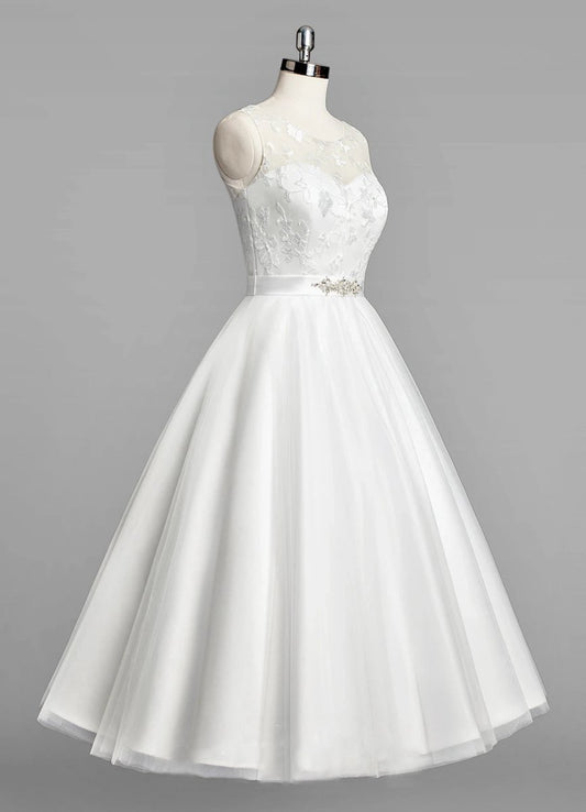 Scoop Neck Sleeveless A-line Tulle Tea-Length Wedding Dresses with Beaded Sash
