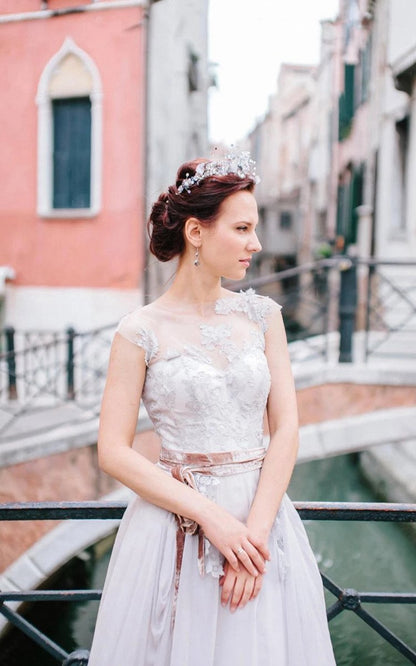 Romantic A-line Lace Tulle In Shade Wedding Dresses
