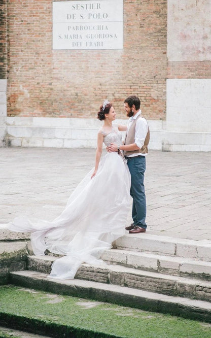 Romantic A-line Lace Tulle In Shade Wedding Dresses