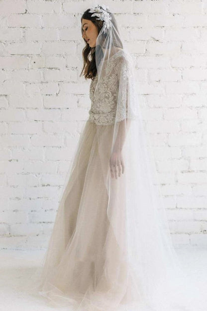 Bateau Lace Half Sleeve A-line Tulle Dresses with Low-V Back