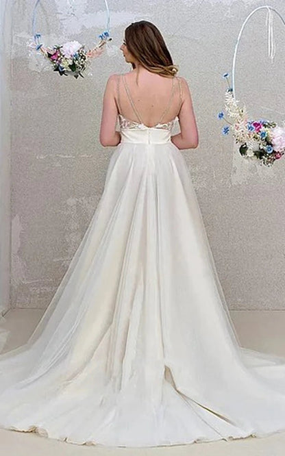 Ethereal A-line Floor-length Sleeveless Tulle Wedding Dresses with Split Front
