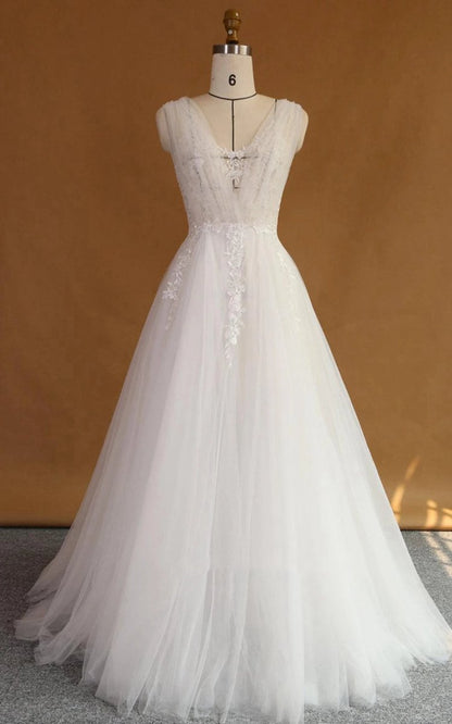 A-line Strapped V-Neck Lace Satin Dresses with Appliques Low-V Back