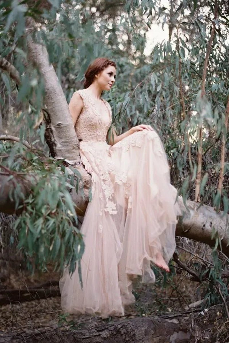 High Quality V-neck Sleeveless Floor-length Wedding Dresses with Lace