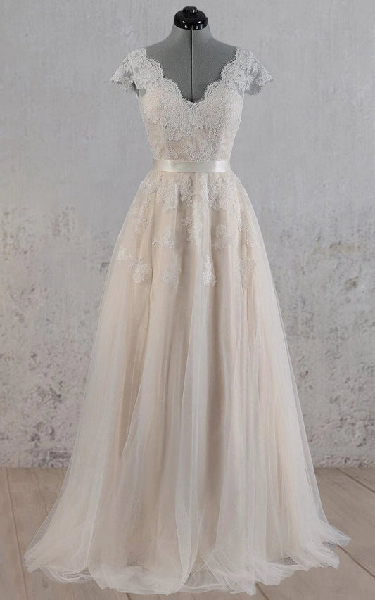 Cap Sleeve V-Neck Lace Wedding Dresses with Tulle Skirt and V-Back