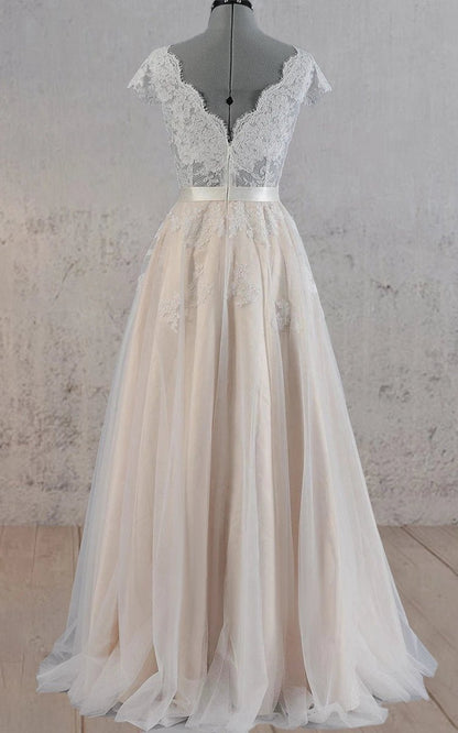 Cap Sleeve V-Neck Lace Wedding Dresses with Tulle Skirt and V-Back