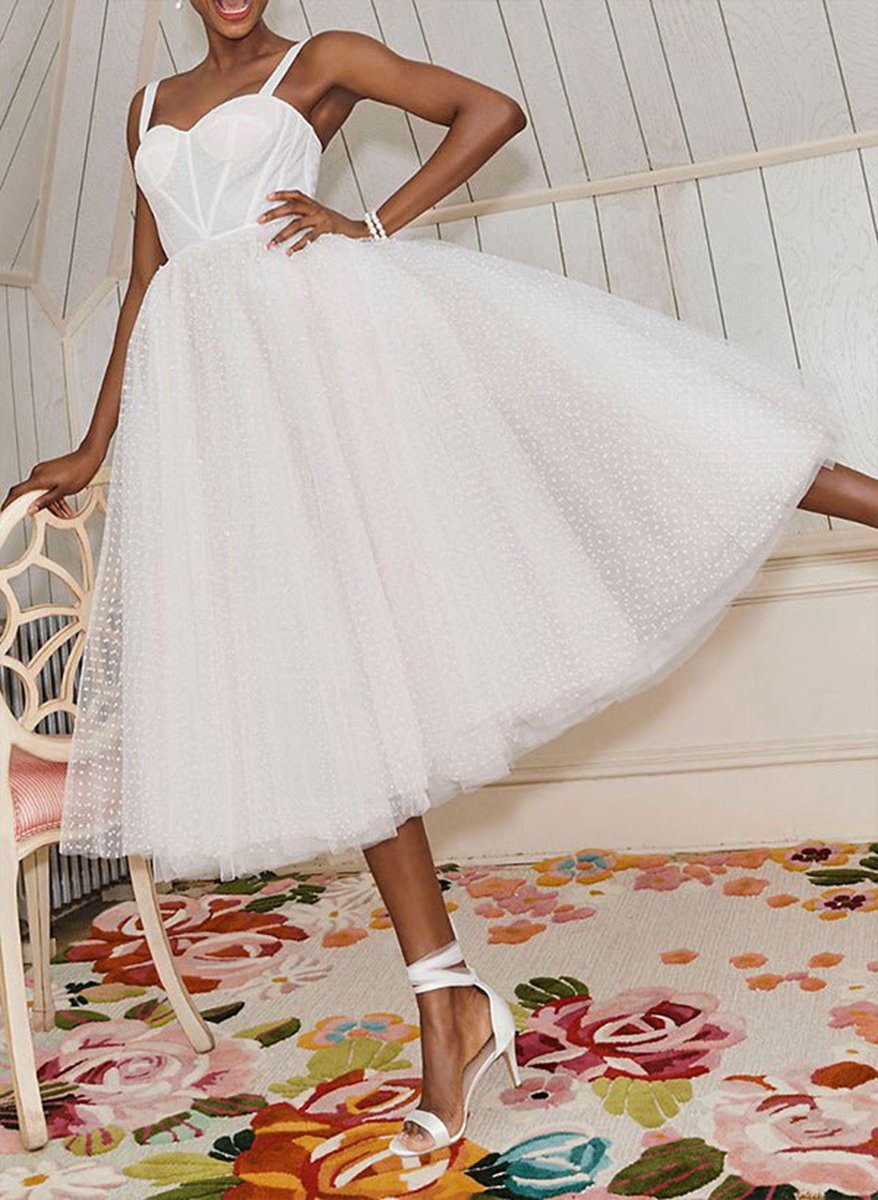 A-line Sweetheart Sleeveless Tulle Tea-Length Wedding Dresses with Pleated