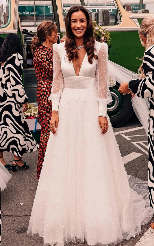 Plunging Neckline A-line Lace Casual Wedding Dresses with Open Back And Beading