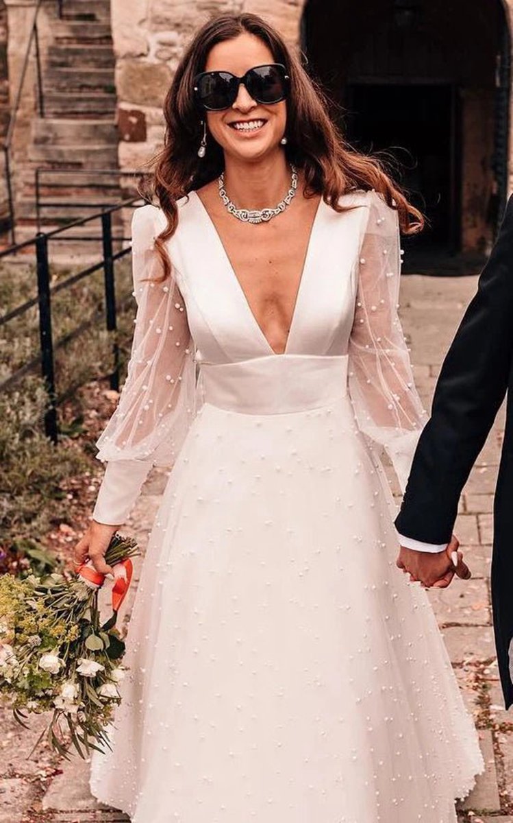 Plunging Neckline A-line Lace Casual Wedding Dresses with Open Back And Beading