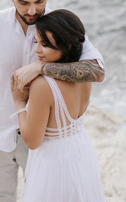 Casual A-line Bateau Lace Tulle Wedding Dresses with Open Back And Lace