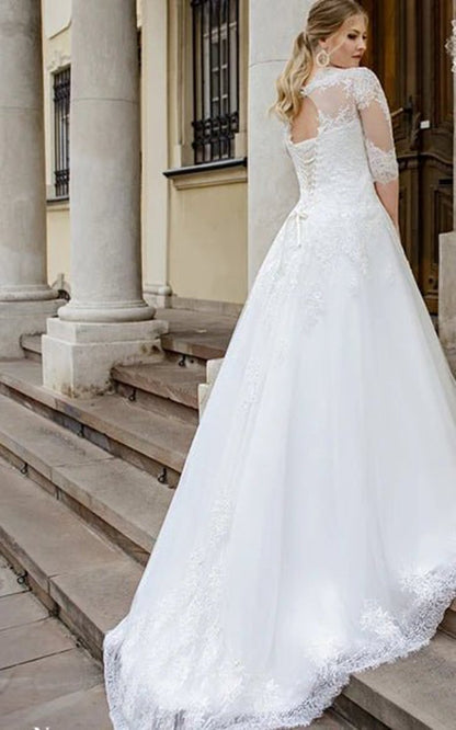Simple Ball Gown Floor-length Half Sleeve Lace Queen Anne Wedding Dresses with Appliques