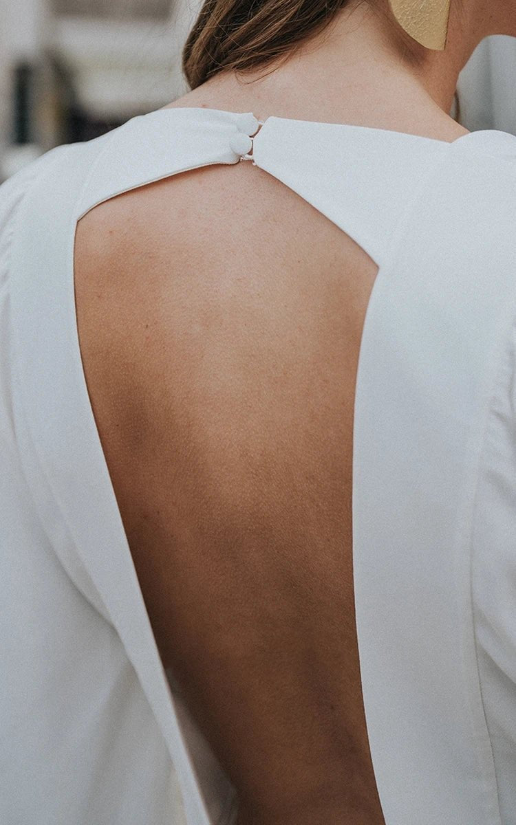 Modest A-line Long Sleeve Short Wedding Dresses with Sleeves Unique V-Neck