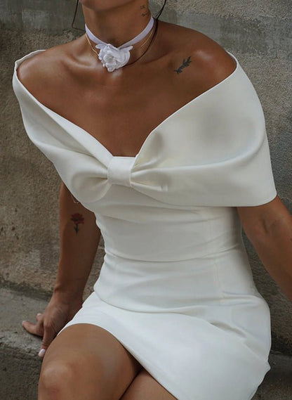 Sheath Off-The-Shoulder Sleeveless Satin Short Mini Wedding Dresses with Bow