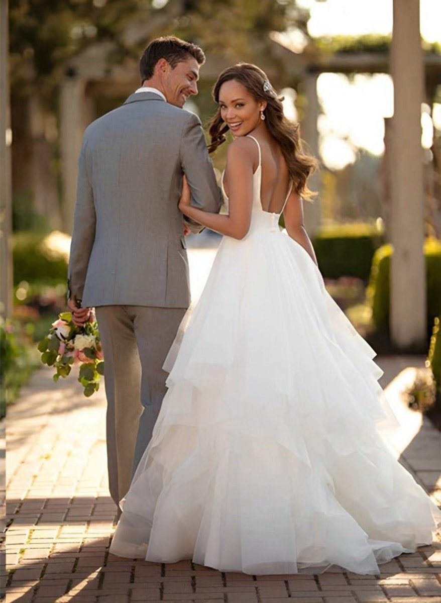 Classic Ball Gown Wedding Dresses with Tulle Cascading Ruffles