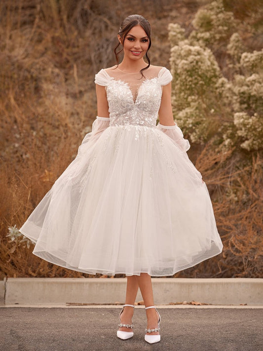 A-line Sweetheart Long Sleeves Elegant Tulle Wedding Dresses with Appliques Lace