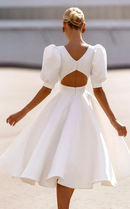 Elegant Bateau A-line Satin Knee-length Wedding Dresses