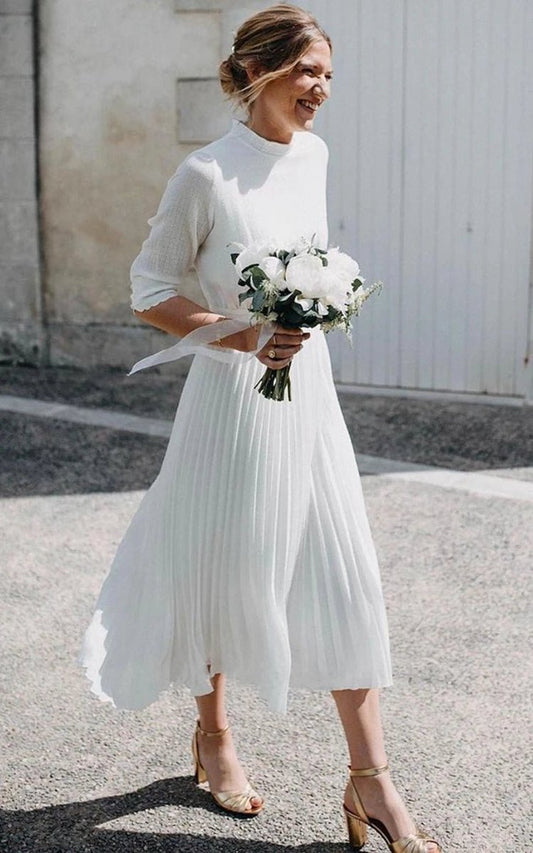 Vintage Modest Long Sleeve Wedding Dresses with Pleats Simple Tea-length A-line High Neck