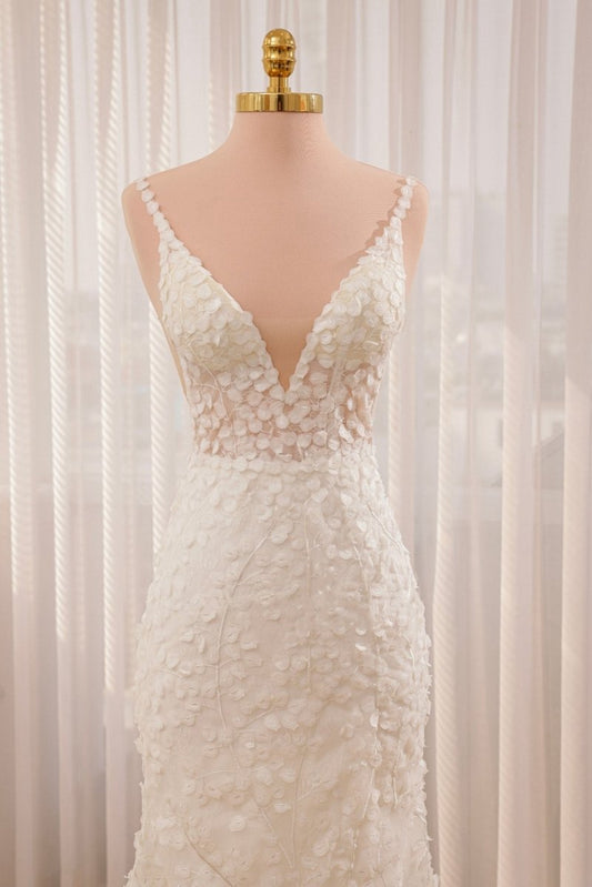 Straps Lace Mermaid Wedding Dresses with Appliques