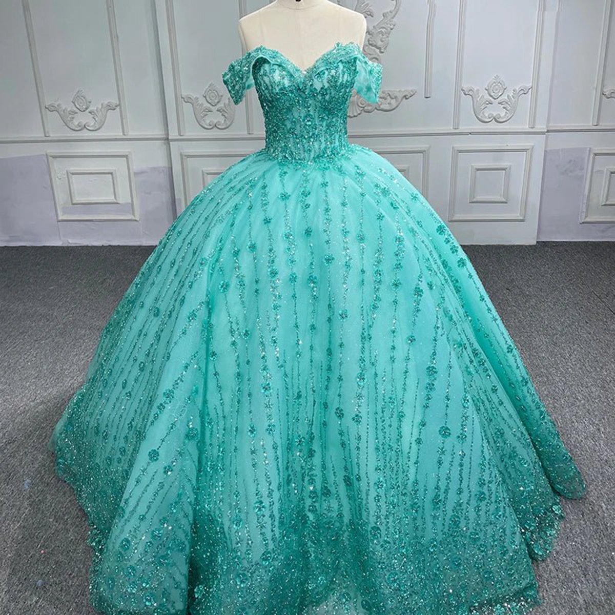 Quinceanera Dresses V-neck Sequined Evening Party Dresses Off-the-shoulder