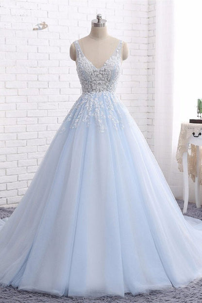 Quinceanera Dresses Ball Gown Chapel Train V Neck Sleeveless Backless Appliques Prom Dresses