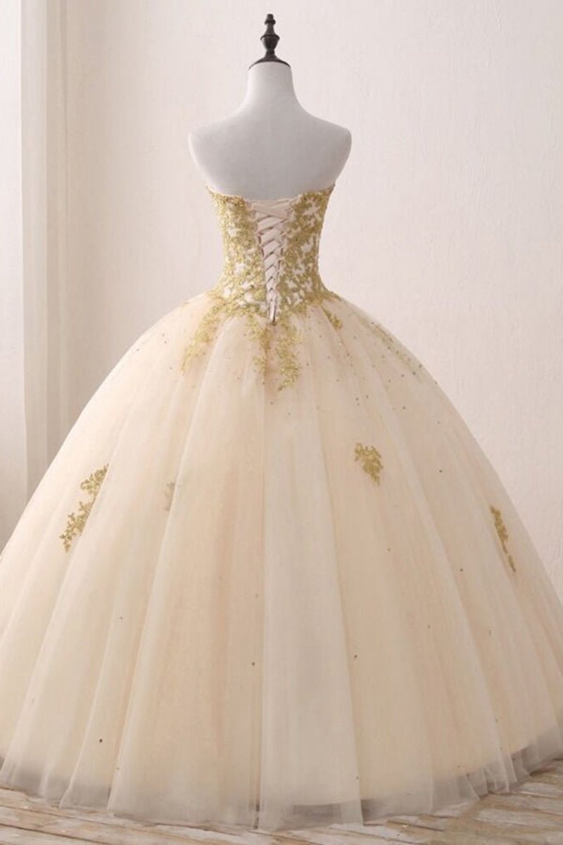 Quinceanera Dresses Ball Gown Sweetheart Strapless Sleeveless Appliques Beading Prom Dresses