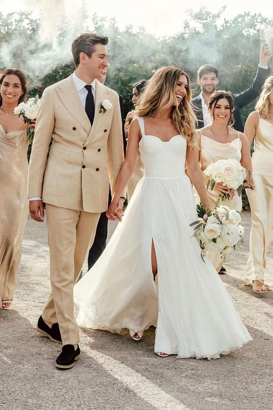 Stunning A-line Sweetheart Chiffon Beach Wedding Dresses