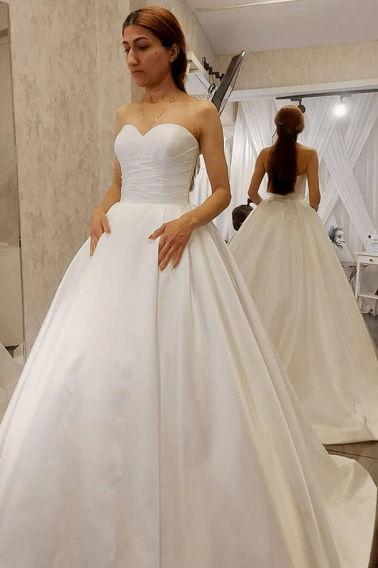 Satin Sweetheart A-line Sleeveless Wedding Dresses