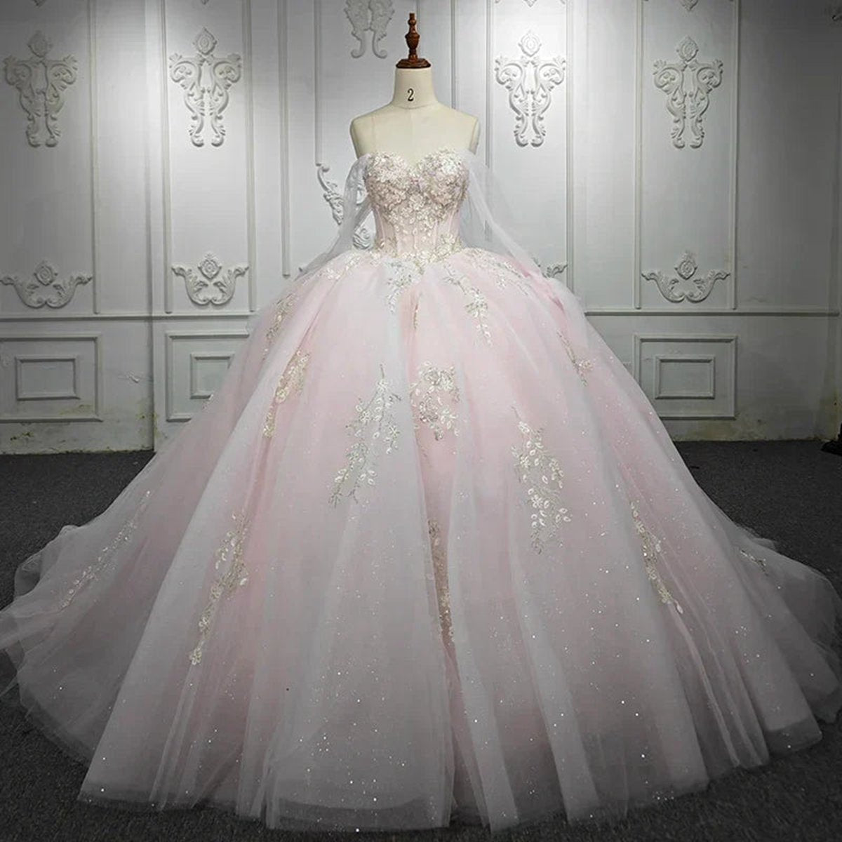 Ball Gown Lace Strapless Sleeveless Quinceanera Dresses