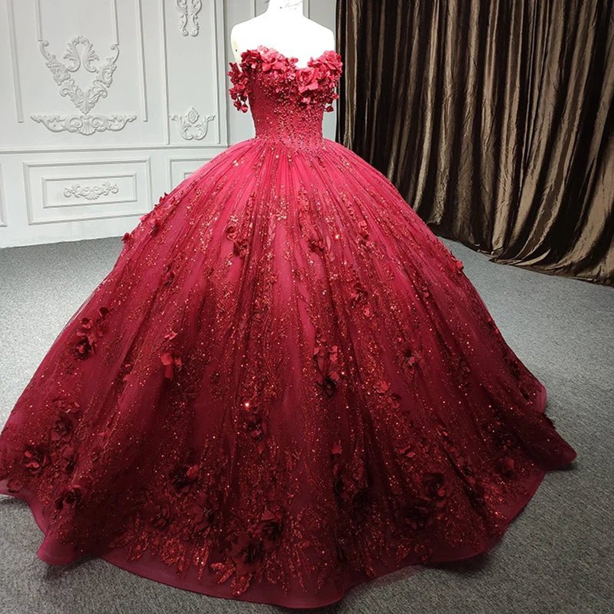 Quinceanera Dresses Exquisite Pearls Sleeveless Quinceanera Dresses 3D Appliques Party Dresses