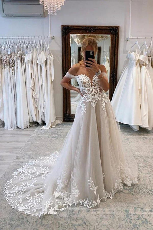 A-line Lace Beach Wedding Dresses with Off Shoulder Tulle Appliques