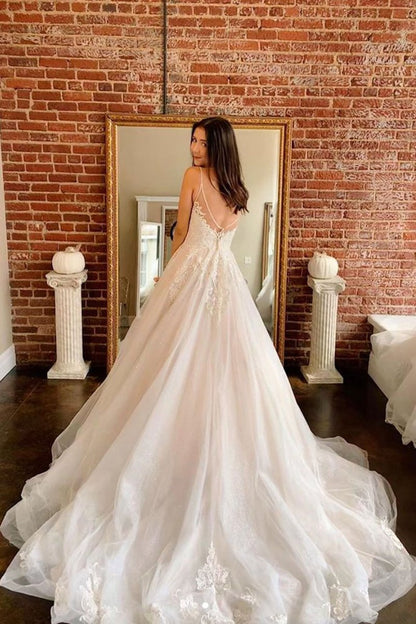 Spaghetti Straps A-line Tulle Wedding Dresses with Lace Appliques