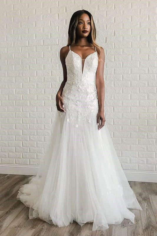 A-line Tulle Spaghetti Straps Wedding Dresses with Appliques