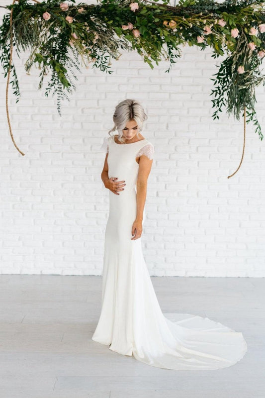 Bateau Neck Lace Cap Sleeve Sheath Satin Chiffon Dresses with Cowl Back