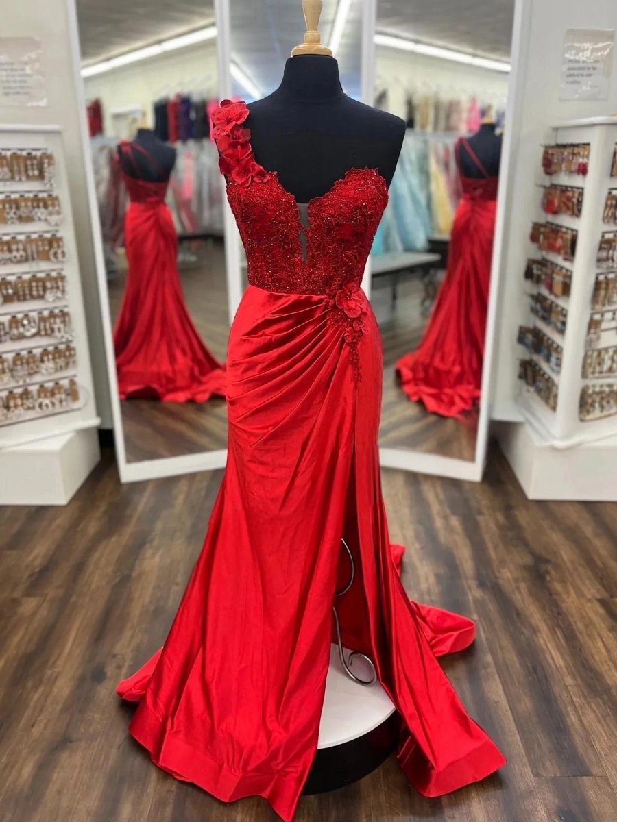 One-Shoulder 3D Floral Lace Pleated Long Gown with Slit