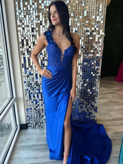 One-Shoulder 3D Floral Lace Pleated Long Gown with Slit
